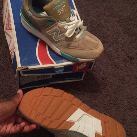 Men New Balance - Picture 3 of 4